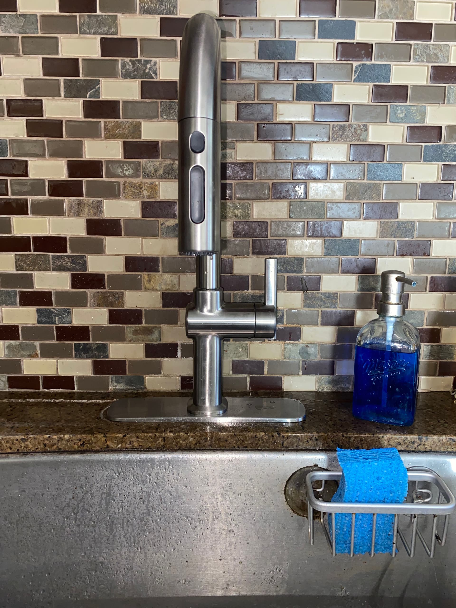 Gallery photos for Kitchen Faucet Upgrade Done Right in Huntington Beach: Image #3